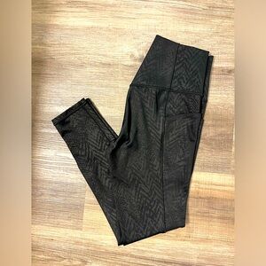 Salutation 7/8 stash pocket tights size small